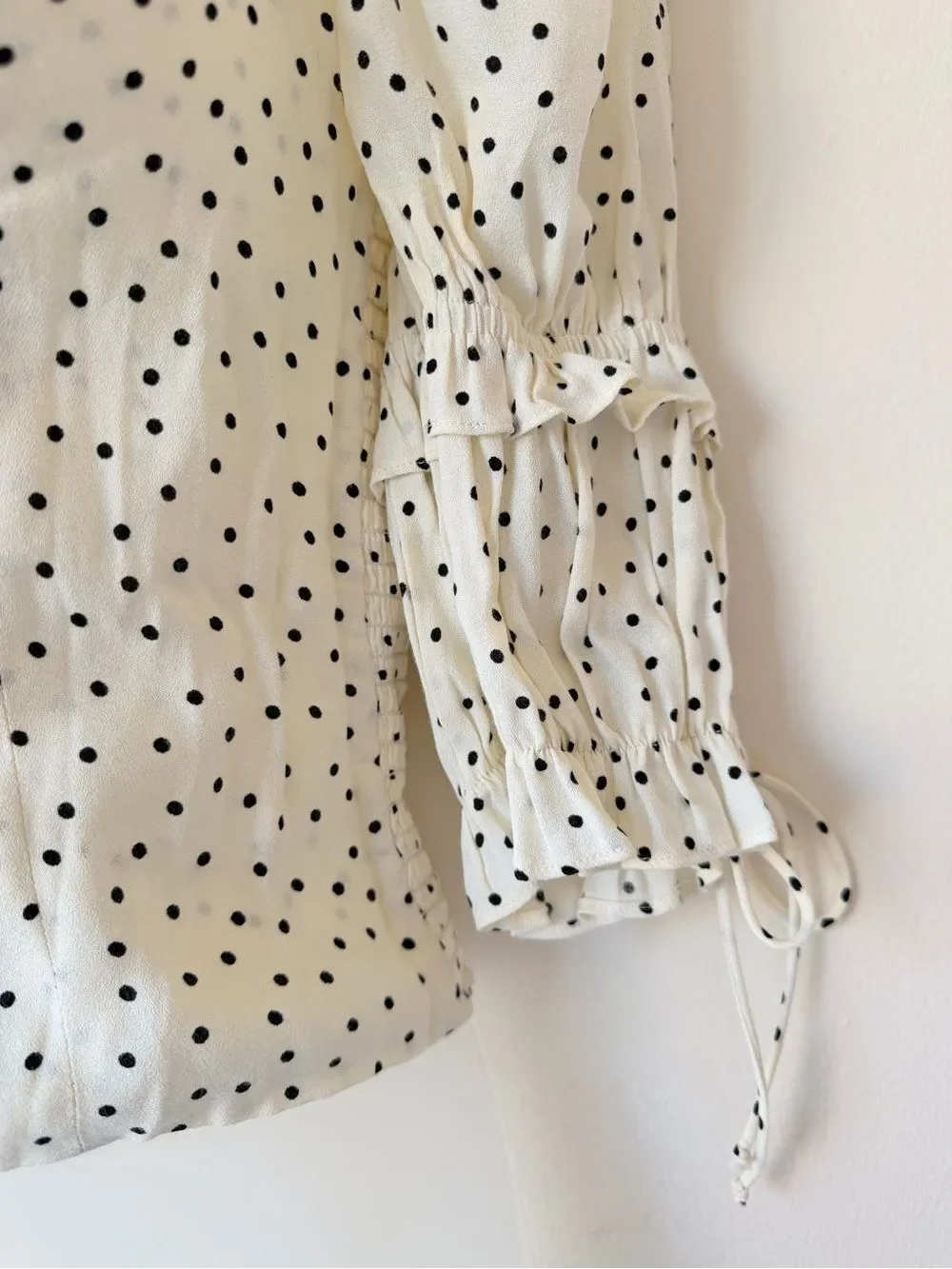 REFORMATION Nina‎ Blouse Polka Dot Puff Sleeve Womens  Top Size 4 Ivory Black